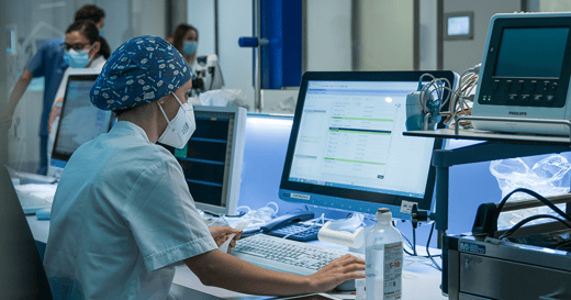 Balancing Usability & Security in the Modern NHS: Why Zero-Trust & IAM are Essential